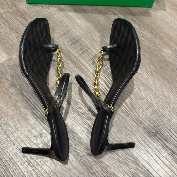 Bottega Veneta Leaf Black Leather Sandals - Picture 9 of 16